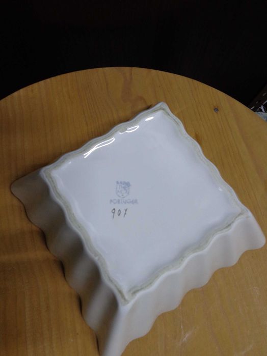 Taça com ameixa Tremez