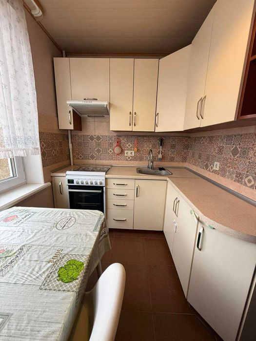 Продам 3-кімнатну квартиру на Салтівці