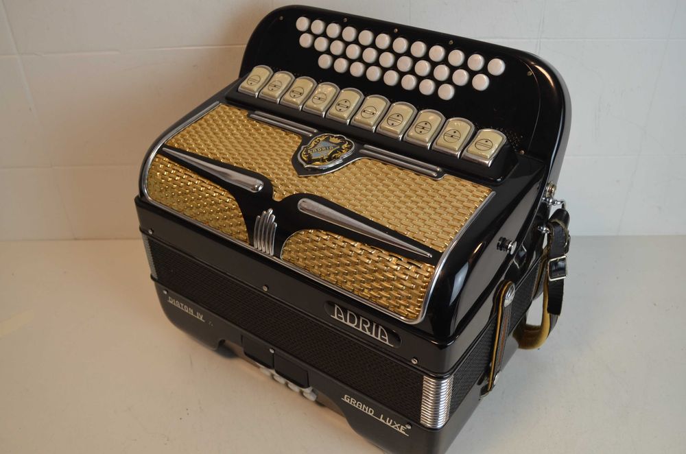 Concertina Adria 4 voz. N 05