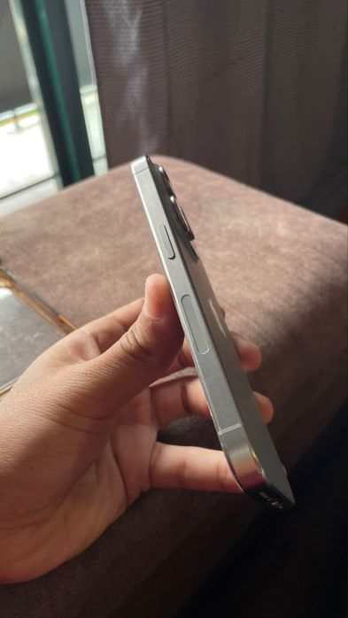 IPHONE 15 PRO - 256Gb