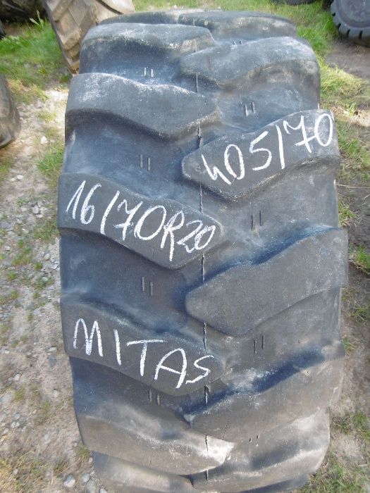 Opona ładowarka 405/70R20 16/70R20 MITAS 1szt bieznik 80%