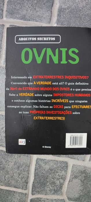 Livro SuperJovem Arquivos Secretos: OVNIS e ET’s – Sean Plottner