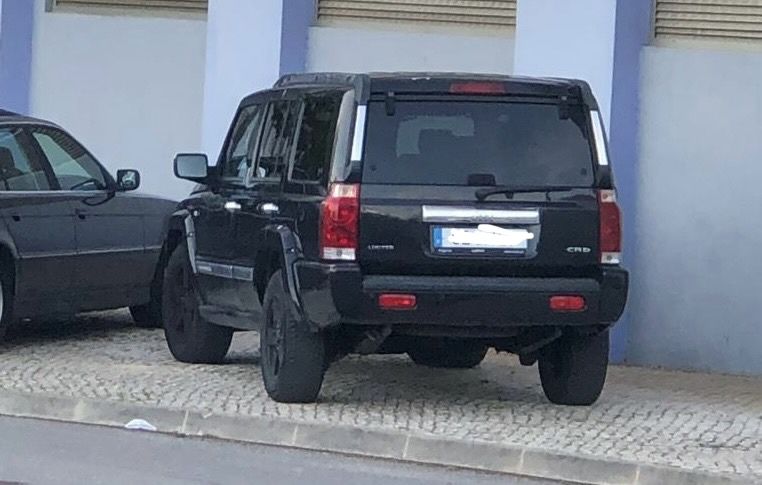 JEEP COMMANDER 3.0 V6 CRD 7 lugares