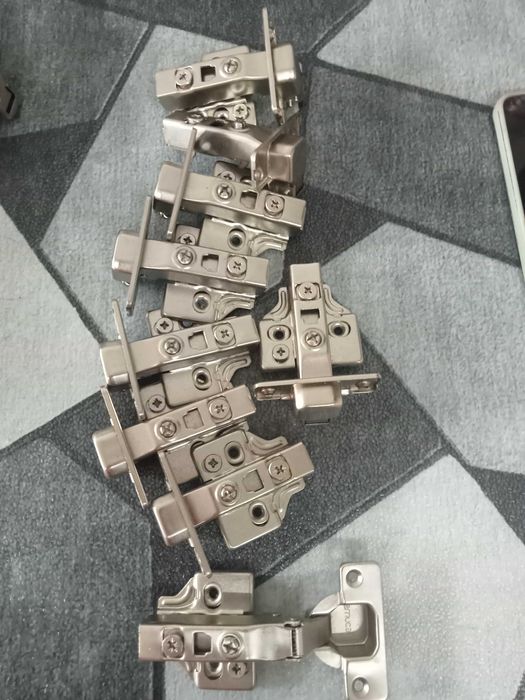 Door Hinges64585630758275122