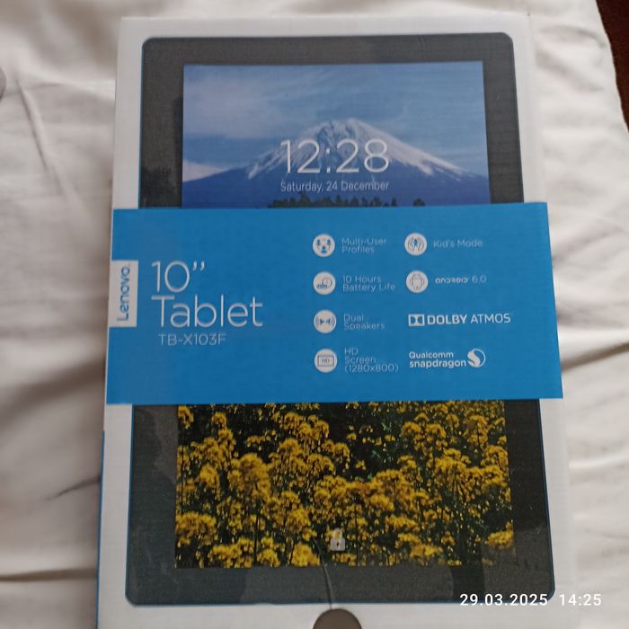 Планшет Lenovo 10" на запчастини