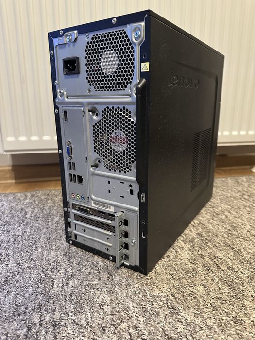 Lenovo H530 i5-4460 / GTX 1050 Titanium / 8 Gb Ram / Windows