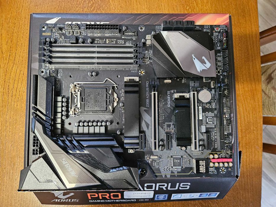 Płyta główna GIGABYTE AORUS Z390 PRO
