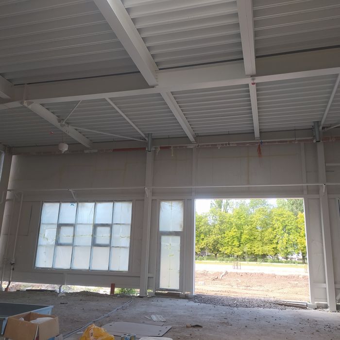 Покраска стен и потолков в городе и за городом