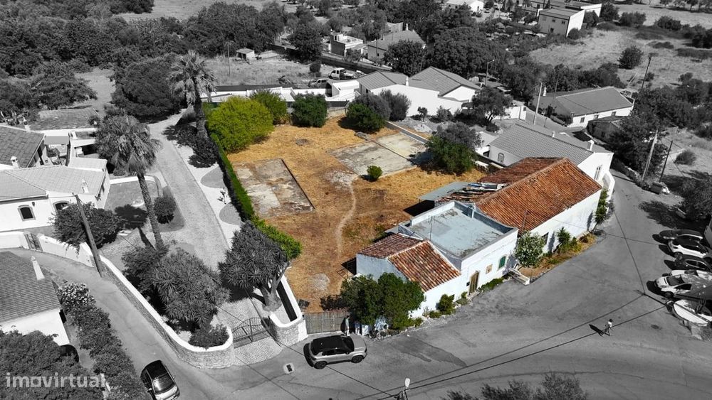 Armazéns e terreno nas Almargens - São Brás de Alportel