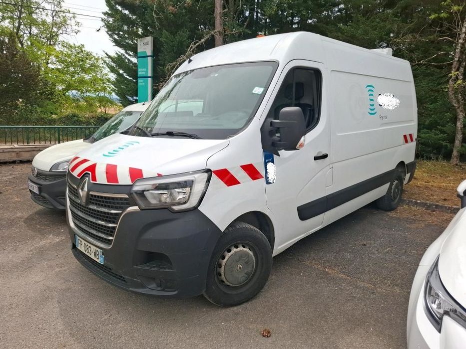 Renault MASTER  L2H2 135PS   ,średni , gwarancja ,szafki serwisowe