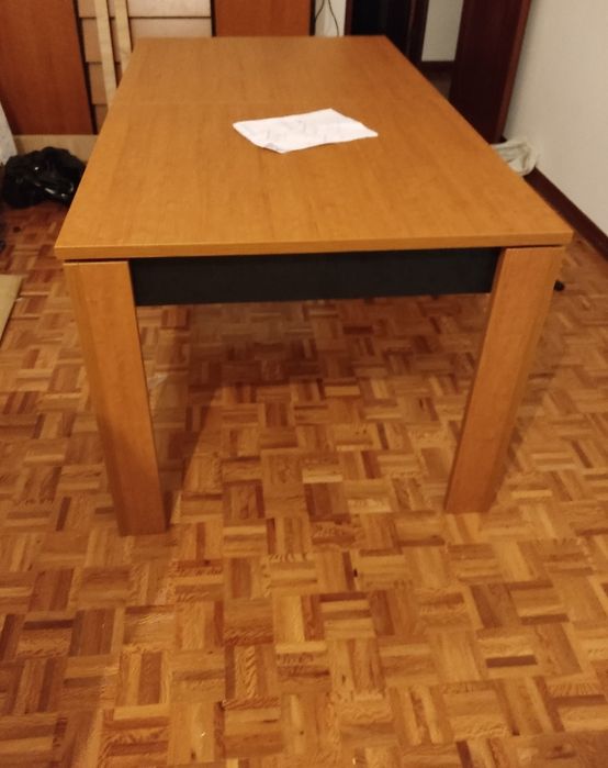 Vendo conjunto mobilia - mesa de jantar extensível + 3 módulos do conjunto