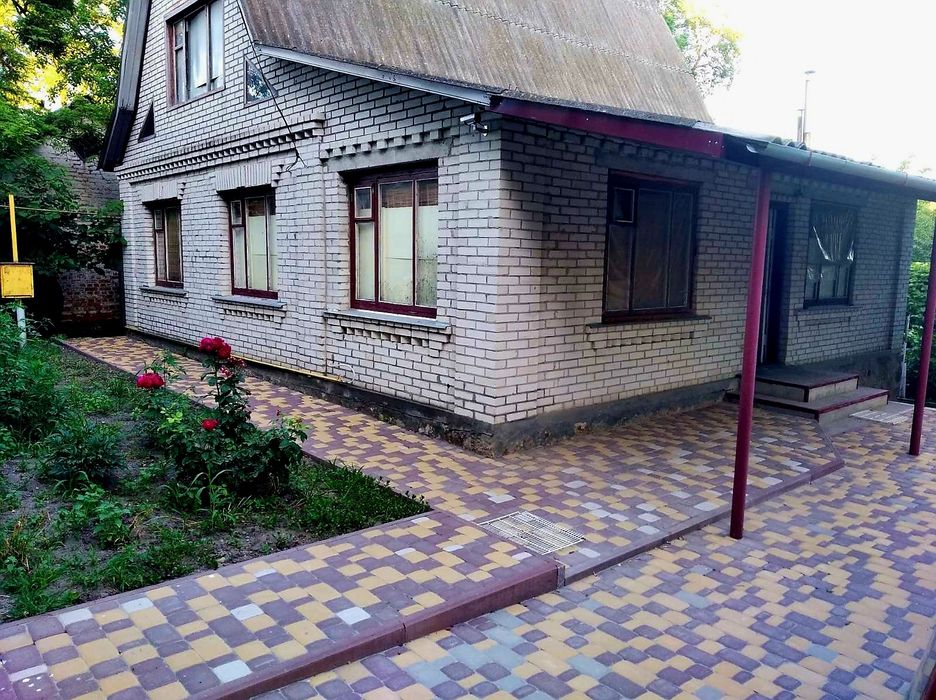 Будинок в с. Черняхів