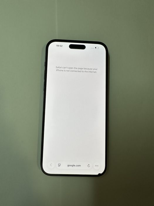 Дисплеі 14ProMax оригінал, переклей з дефектом