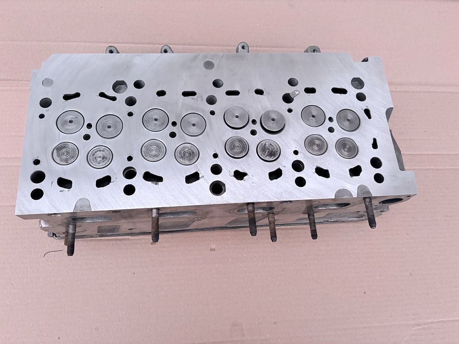 Головка блока ГБЦ VW Golf,Caddy,Passat, Skoda Octavia, Audi A3 1.6 TDI