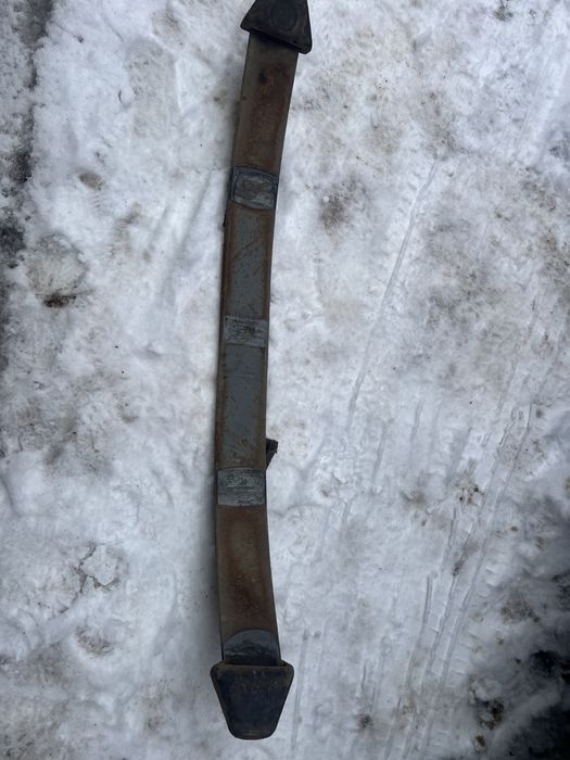 Продам передню ресору на спрінтер до 2006 року