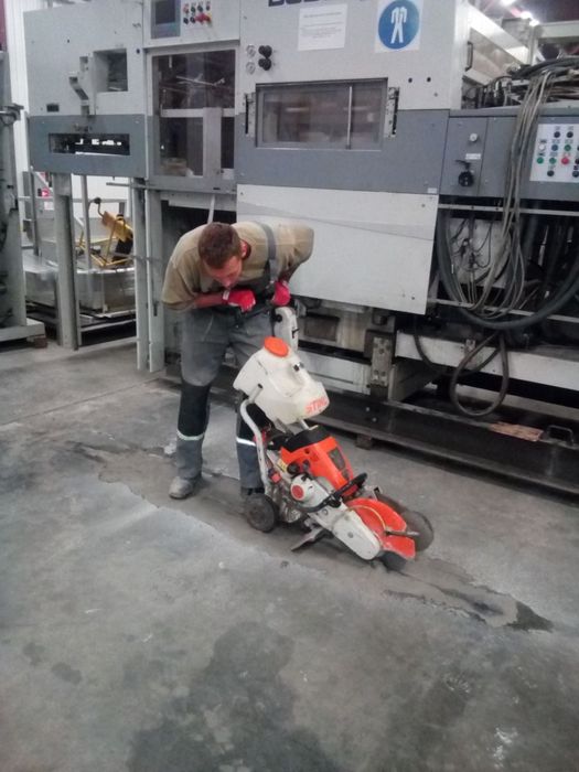 ВИГІДНО! Різка армованого бетону/Алмазная резка бетонных полов