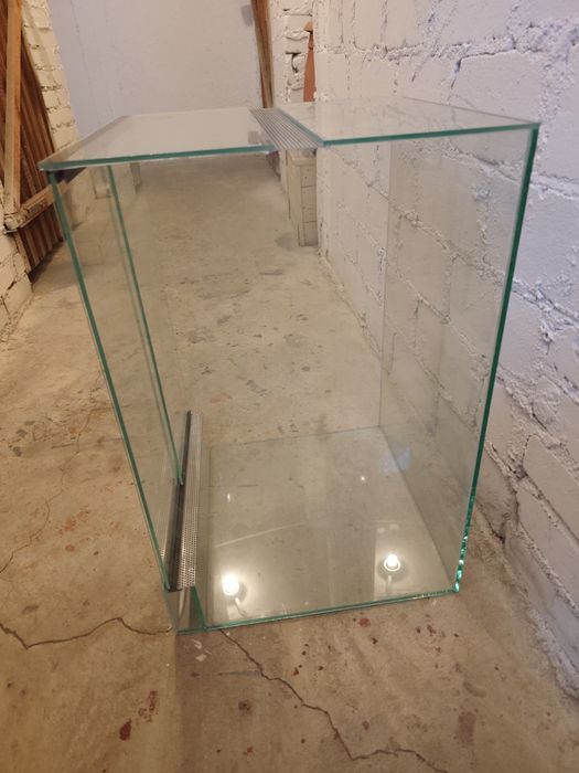 Terarium stan bardzo dobry.