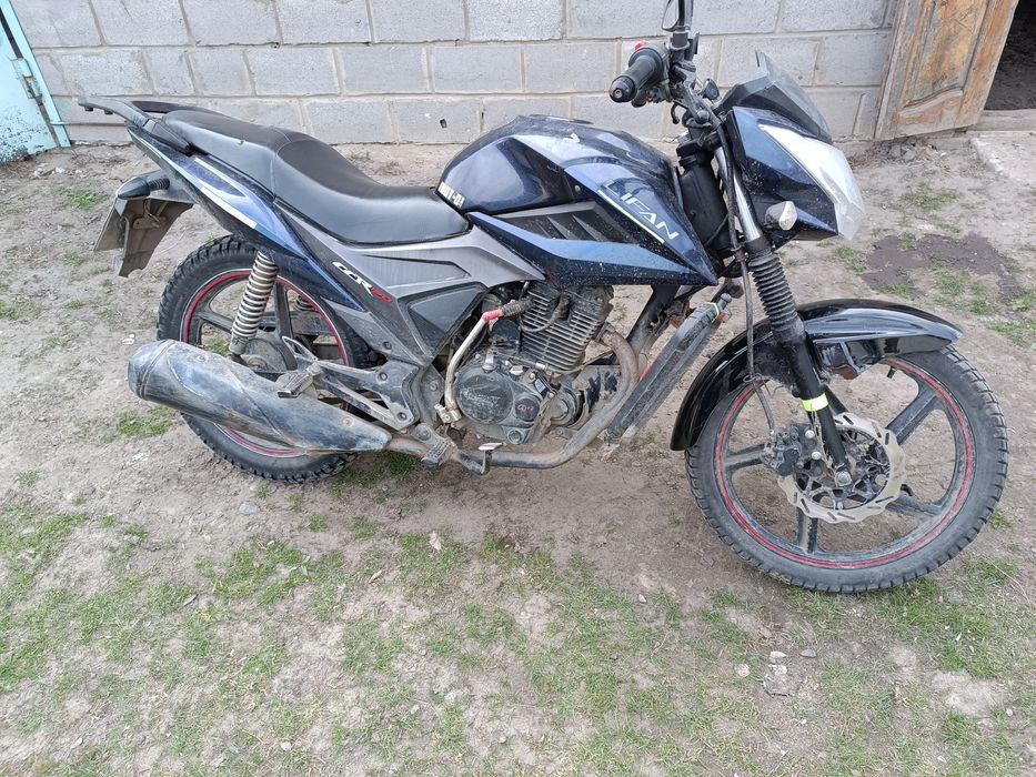 Продам ліфан 150 на доках