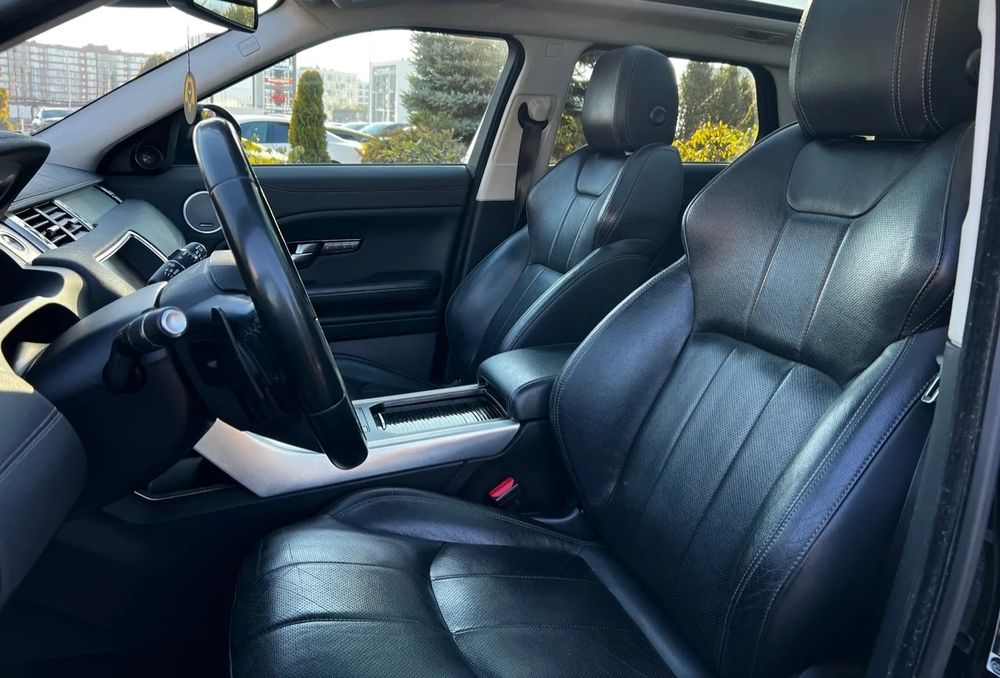 Range Rover Evoque SE PLUS 2016 2.0   ПРОБІГ 111 тис.км • МЕRIDIAN • ПАНОРАМА • ВЛАСНИК