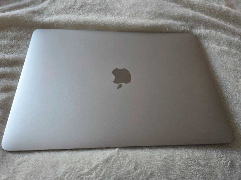 Продам MacBook Air M1 (2020), Silver