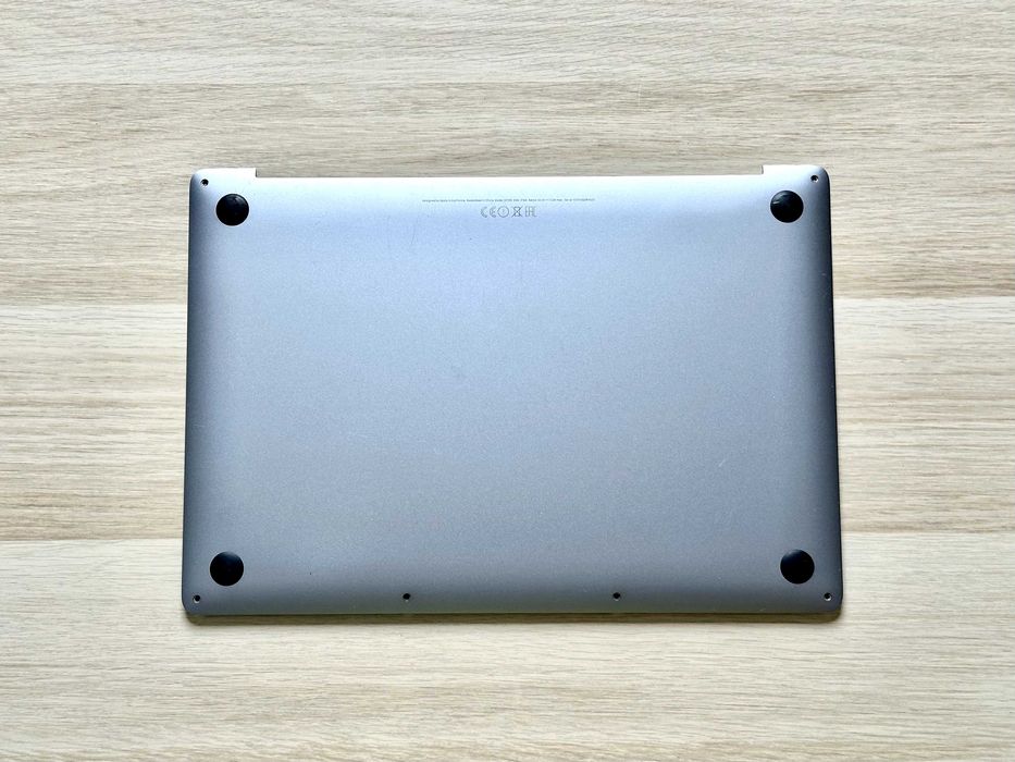 Dolna obudowa MacBook Pro 13” (2016/2017) – A1708 – Space Gray
