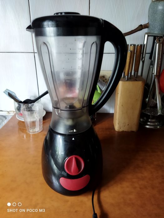 BLENDER Stolowy model TB-5149