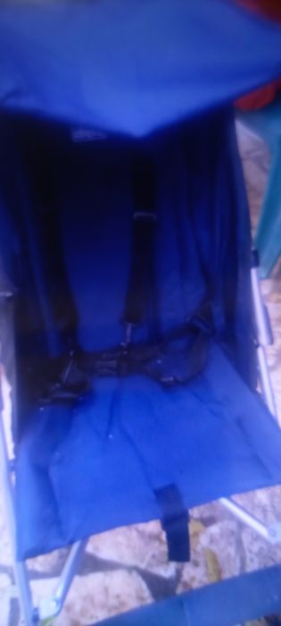 Vendo 3 carrinhos bebe (bengala) da Chicco  por 5eur.