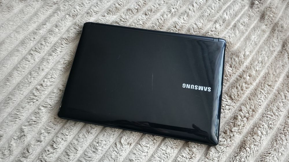 Laptop Samsung N150 Plus HDD 250GB , RAM 1GB , Ekran 10 cali , 100% sprawny. Windows XP !