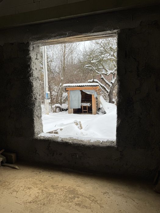 Продам недобудований будинок  170 квадратів+ тераса 60 квадратів