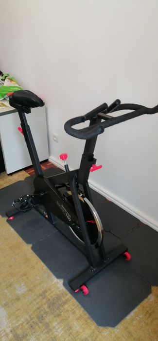 Bicicleta estática Domyos Biking 100 12 kg Como Nova