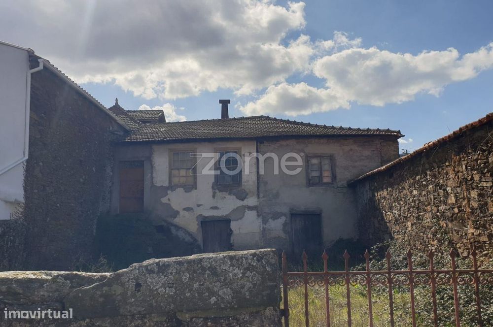Moradia em Olmos - Macedo de Cavaleiros