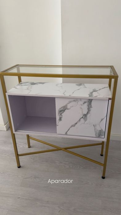 Aparador efeito mármore e dourado NOVO