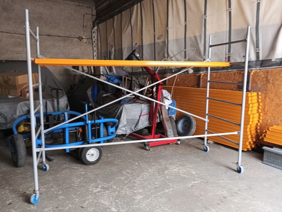 Rusztowanie elewacyjne drabinkowe metalowe