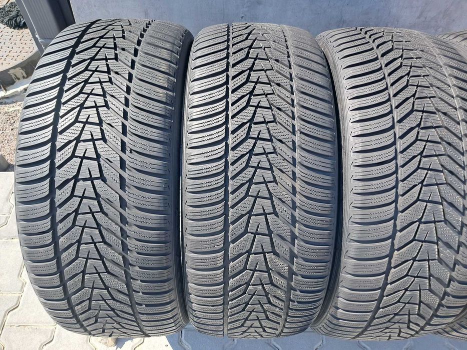 Резина зимова, 265/40 R22 Hankook Winter I'Cept Evo 3 X (арт 17035)