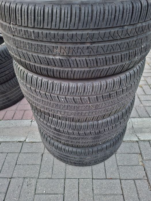 Opony wielosezonowe 265/40/22