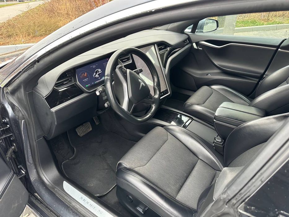 Tesla model S 75D 2018