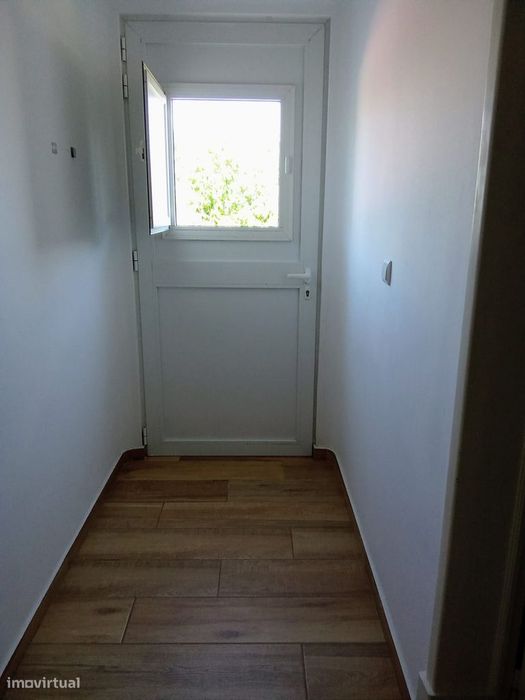 Arrendo apartamento t2 totalmente renovado