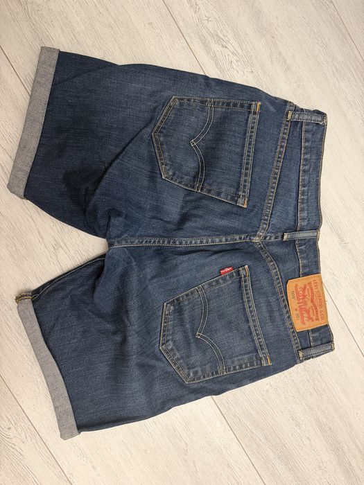 Чоловічі шорти levis