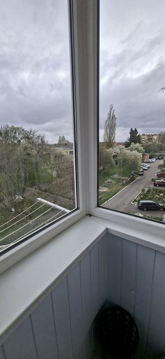 Трикімнатна квартира біля Мототреку
