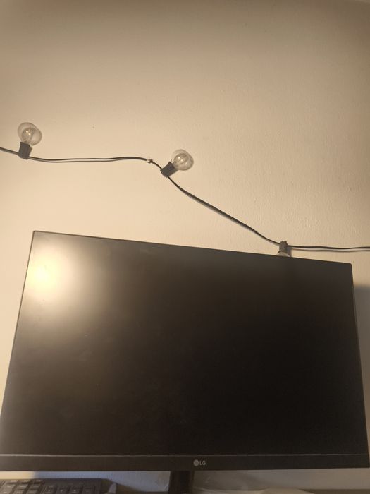 Monitor Gaming LG ULTRAGEAR 24" 144hz 2K