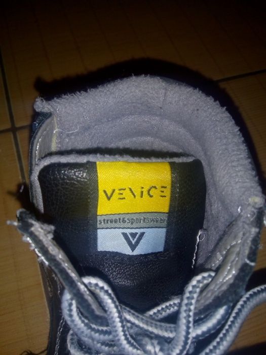 Buty zimowe trzewiki trapery kozaki dziecięce Venice rozm 28