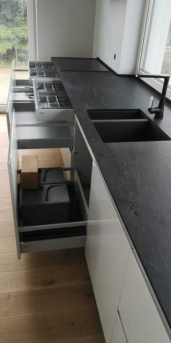 Meble na wymiar. Kuchnie, szafy, garderoby, zabudowy.