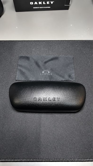 Oakley Metal Plate
