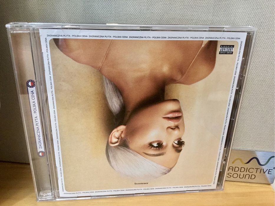 Ariana Grande Sweetener CD