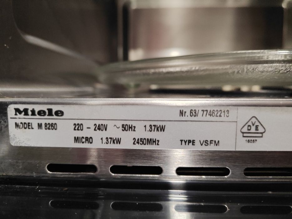 Комплект Miele мікрохвильовка + духовка із пароконвекцією з Європи