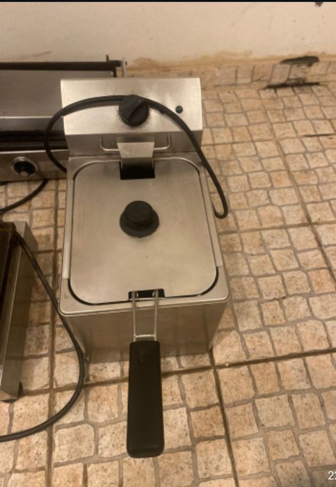 Conjunto para restauração: Chapa, corta frios, fritadeira