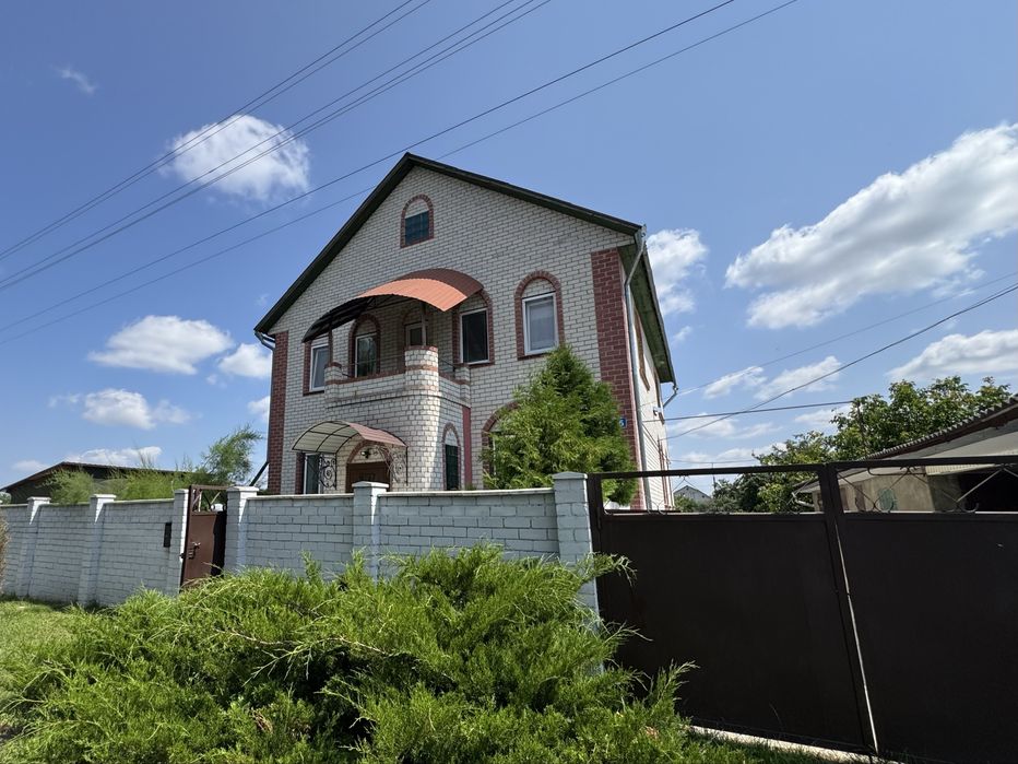Двоповерховий будинок, 200 м2, р-н Старого Білоуса, v714