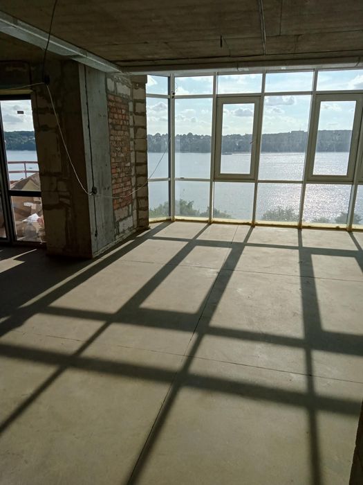 Професійна Напівсуха Стяжка Підлоги