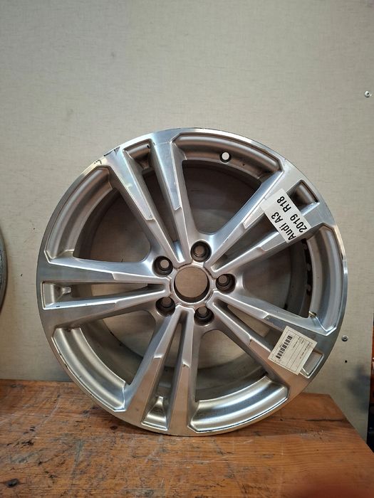 Conjunto de jantes AUDI A3 (8V1, 8VK)