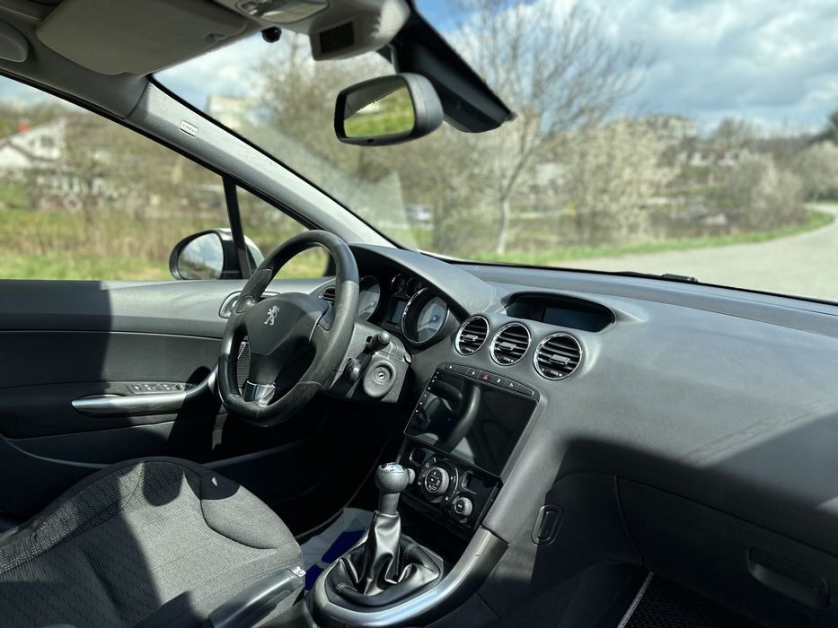 Peugeot 308 1,6 дизель
